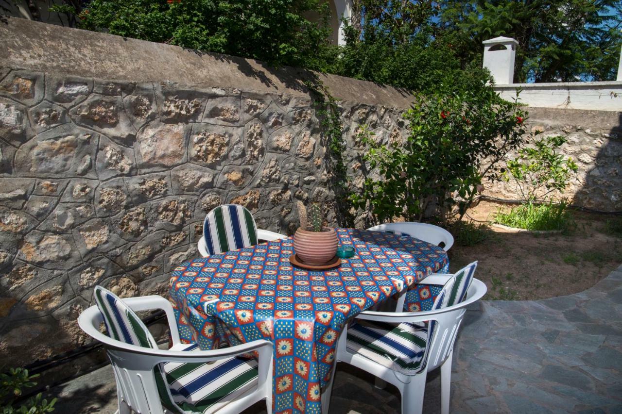Anemos * Spetses Town